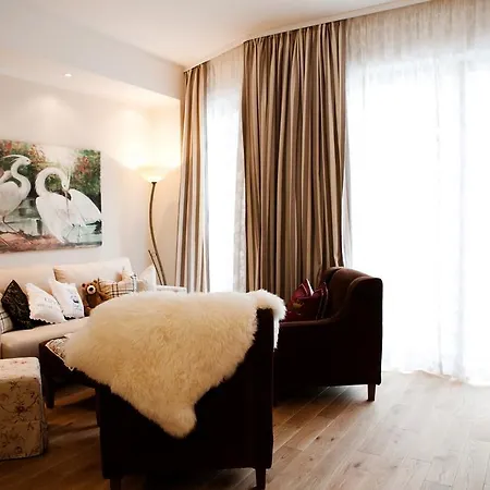 Apartment Schottennester Schlafen An Der Kramerbrucke *