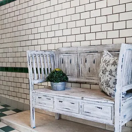 Schottennester Schlafen An Der Kraemerbruecke إرفورت