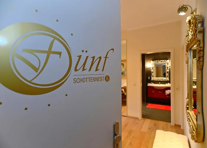 Apartment Schottennester Schlafen An Der Krämerbrücke